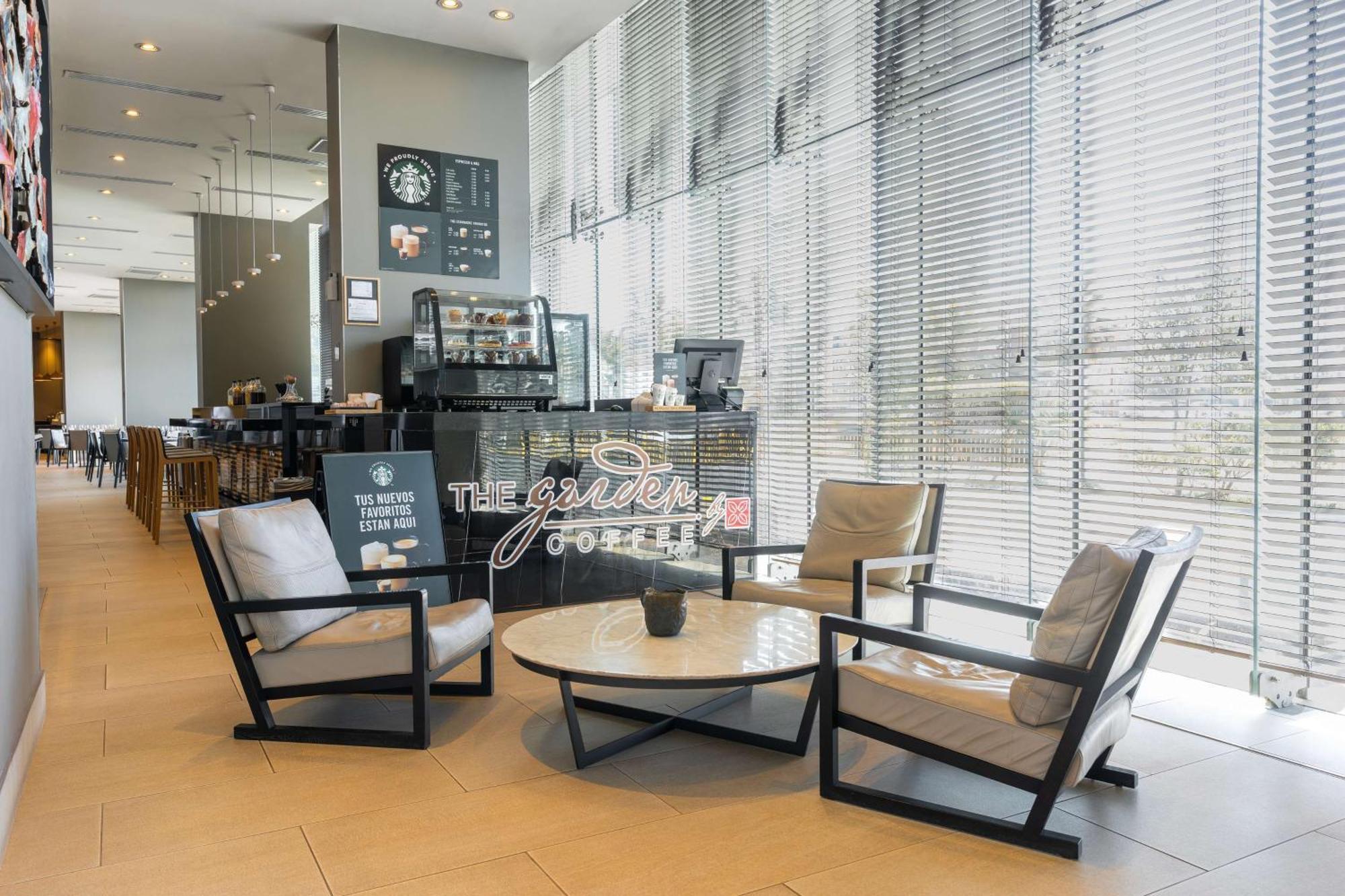 Hilton Garden Inn Икике Экстерьер фото