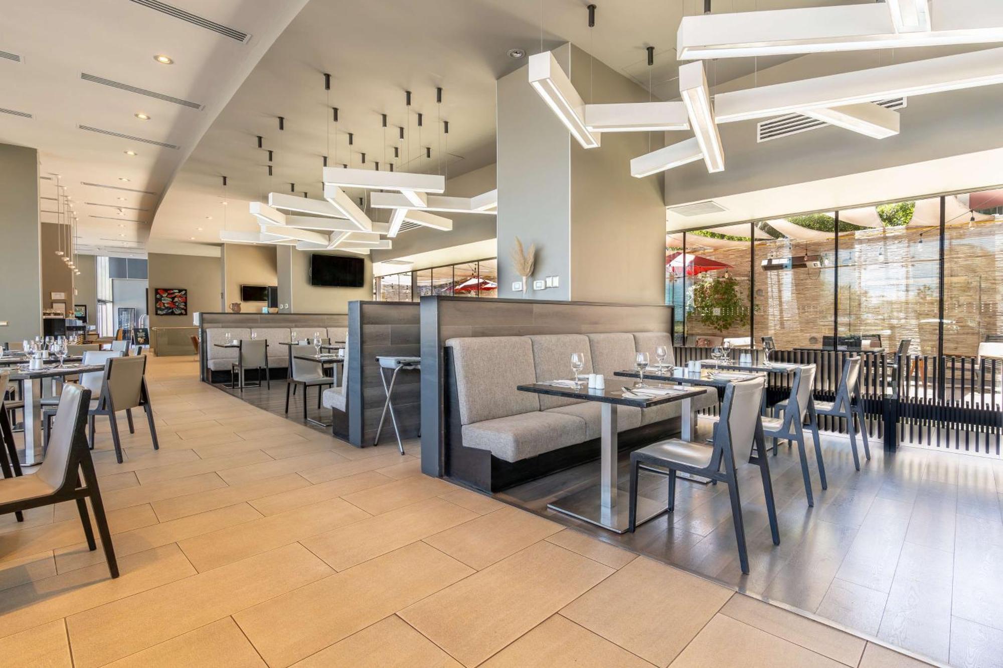 Hilton Garden Inn Икике Экстерьер фото